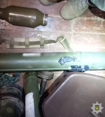 На Миколаївщині чоловік потрапив до лікарні після спроби розібрати боєприпас (ФОТО)