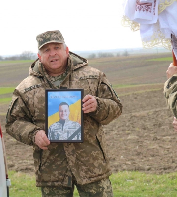 Загинув внаслідок авіаудару: на Волинь «на щиті» привезли тіло 25-річного Героя
