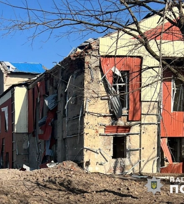 Під ворожим вогнем на Донеччині перебували 10 населених пунктів: загинула жінка, троє мирних жителів поранено