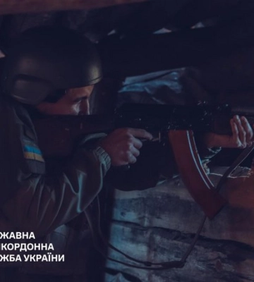 У Сумській області прикордонники вступили у бій з російською ДРГ: ворог відступив