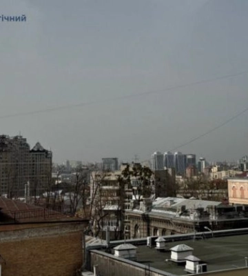 Йде пил через бурю в Сахарі: у Києві попередили про можливе погіршення якості повітря