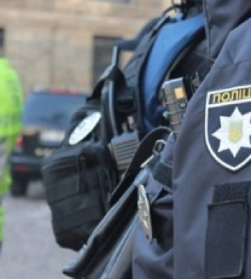 В Киеве &quot;взяли&quot; на взятке работника ТЦК, который за $300 обещал отсрочку от мобилизации