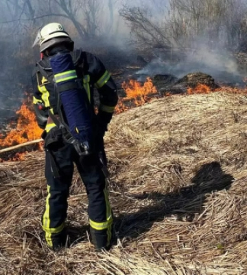 У чотирьох районах Кіровоградщини рятувальники ліквідували 27 пожеж