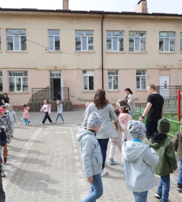 У Львові відновив роботу зруйнований російською ракетою дитсадок