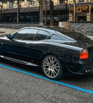 В Україні помітили спорткар Maserati з незвичайними номерами (Фото)