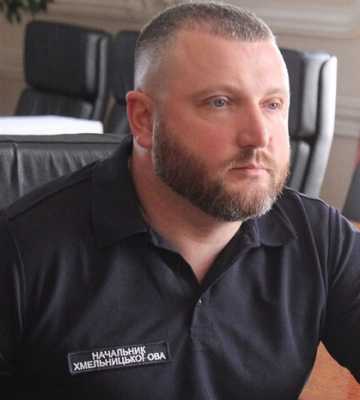 Звільнений після скандалу голова ОДА опинився на роботі в СБУ і показав нове житло в Польщі Звільнений після скандалу голова ОДА опинився на роботі в СБУ і показав нове житло в Польщі