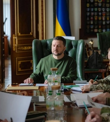 Зеленський провів нараду щодо дронів і проекту РЕБ