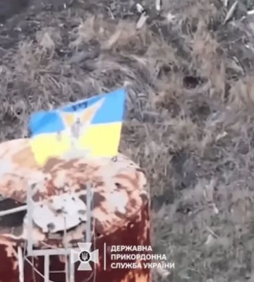 ЗСУ за допомогою дрона встановили прапор України у тилу рашистів