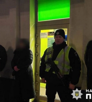 У Києві судитимуть зловмисників, які погрожуючи ножем пограбували чоловіка