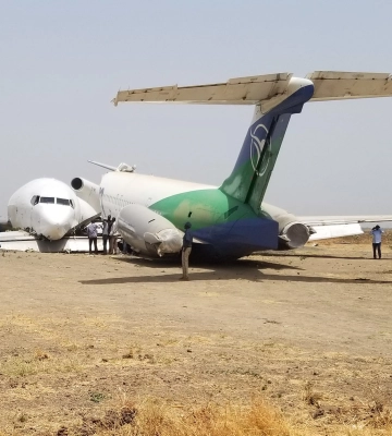 У Південному Судані розбився надвоє літак Boeing-727