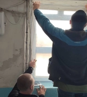 Через нічну шахедну атаку у Дніпрі постраждали 4 будинки: відновлювальні роботи вже відбуваються
