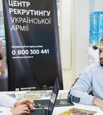 У Харкові запрацювали два центри рекрутингу української армії
