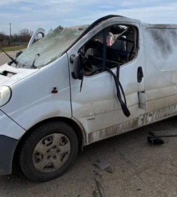 На Нікопольщині ворожий дрон поцілив у автівку: є загиблий та поранений