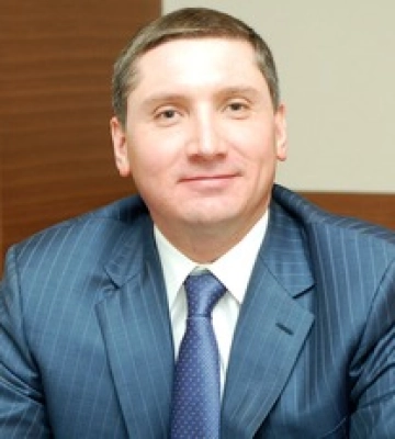 Ездил за границу как водитель-волонтер: владелец "Гулливера" и "Эльдорадо" попал в громкий скандал Ездил за границу как водитель-волонтер: владелец "Гулливера" и "Эльдорадо" попал в громкий скандал