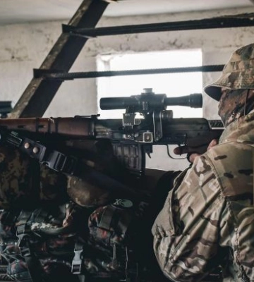 СБУ затримала у Херсоні ворожих інформаторів, які готували ракетні удари по підрозділах Служби безпеки та ЗСУ