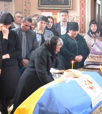 На Горохівщині попрощалися з Героєм Віталієм Лук&#039;яновим