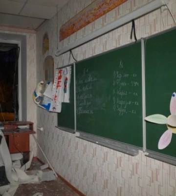 У Дніпрі російська ракета зруйнувала їдальню та актову залу коледжу