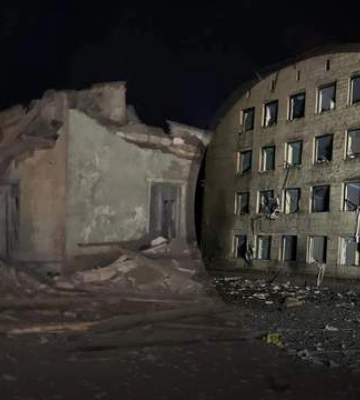 Окупанти завдали удару п&#039;ятьма ракетами по Селидовому на Донеччині: пошкоджені 12 багатоповерхівок