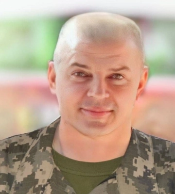 Роменська громада провела в останню путь героя Валерія Старуна