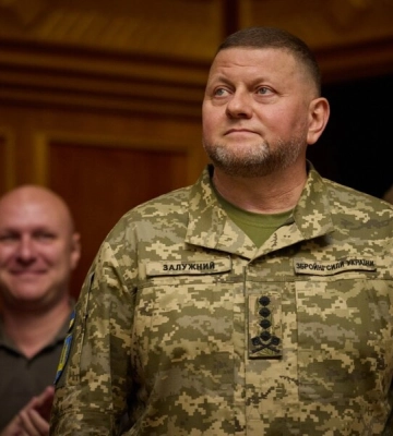 Если Залужный пойдет в политику, уровень доверия к нему снизится – социолог Паниотто