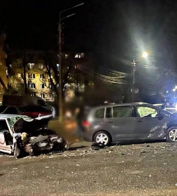 На Київщині водій Volkswagen напідпитку врізався у автомобіль &quot;ВАЗ&quot;: четверо людей постраждали