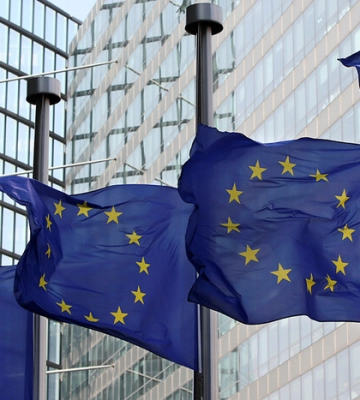 Єврокомісар назвав суму заморожених приватних та державних російських активів