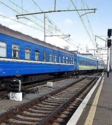 Завтра возобновляют движение пригородные поезда в Харьковской области