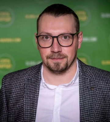 Экс-нардеп Береза: "Слуга народа" Безгин не внес в декларацию доход от бизнеса с родственниками-депутатами РФ. А что так?