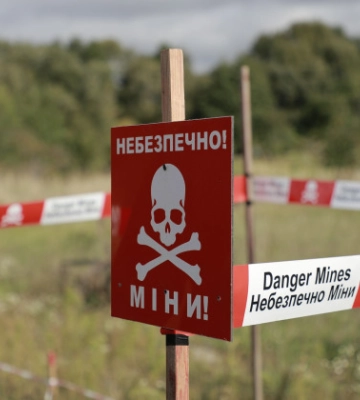На Николаевщине культиватор наехал на неизвестный взрывоопасный предмет, который сдетонировал