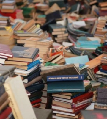 До шкіл на ТОТ Херсонщини завезли пропагандистські книжки з Білорусі - Центр нацспротиву