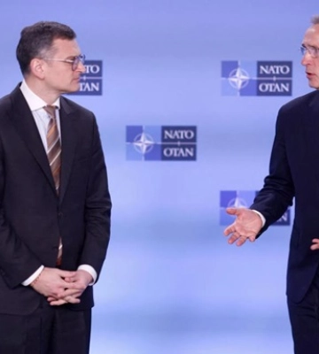 "Безпека України важлива для безпеки НАТО, ми шукаємо потужні способи підтримки", - Столтенберг
