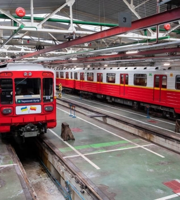 На маршрут столичного метро вийшов другий поїзд, переданий Варшавою