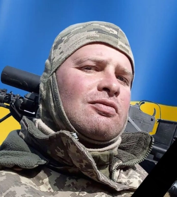 Сьогодні Шосткинщина попрощалася з земляком, захисником України