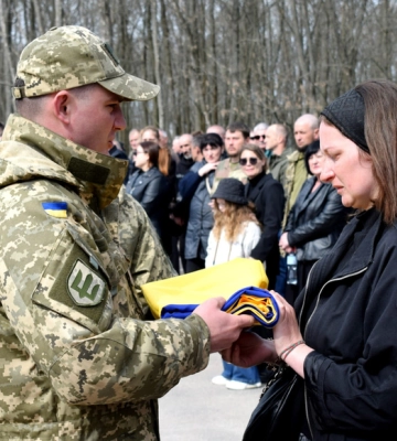 Кропивничани попрощались із загиблим солдатом