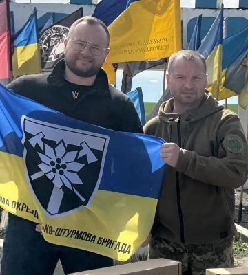 Мер Луцька завіз на передову чергову партію допомоги від жителів громади