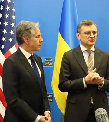 Посилення співпраці, підтримка та кроки до членства в НАТО, - Столтенберг про теми засідання Ради Україна-НАТО