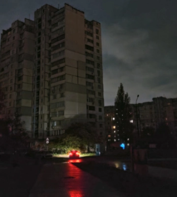У Києві частково повернули світло після нічної атаки РФ, без електрики ще 40 тисяч родин