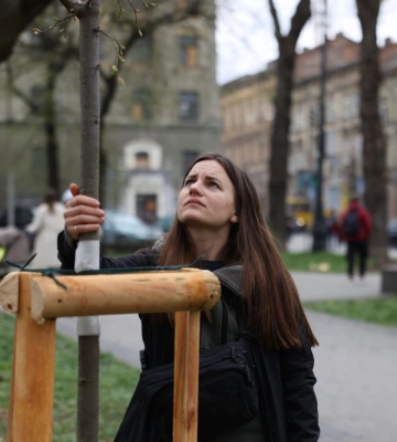 12 лип на честь 12 воїнів. У Львові висадили алею пам'яті 