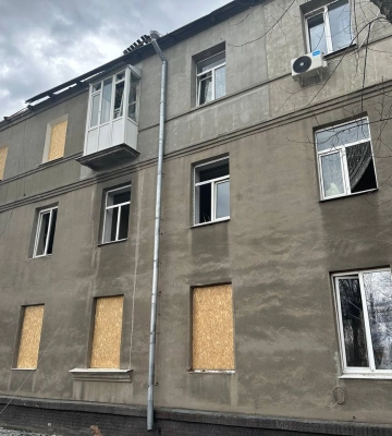 В Харькове закрыли на 90% окна домов, поврежденных ночью БпЛА РФ – Терехов