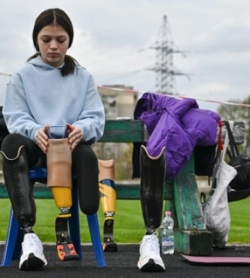 Несокрушимая украинка. 12-летняя Яна Степаненко готовится к Бостонскому марафону, чтобы собрать средства на протез для военного