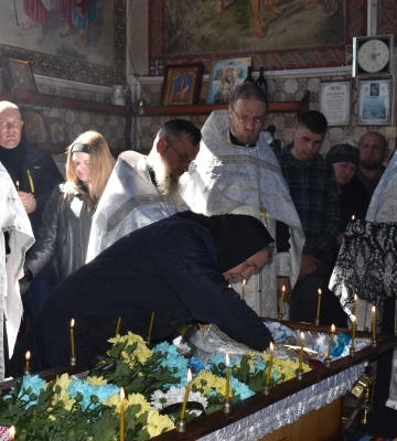 Два села стояли на колінах: волиняни провели в останню дорогу загиблого Героя Віктора Котіка