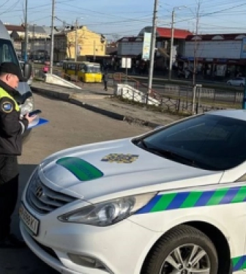 Під час перевірки транспортних засобів на Львівщині виявили «нелегального» перевізника