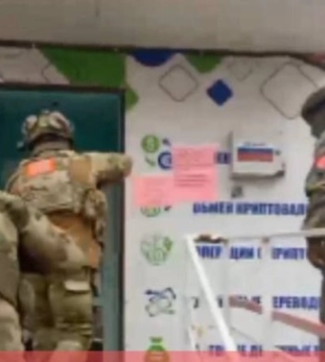 Росіяни позбавили жителів ТОТ можливості знімати гроші з українських карток