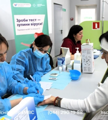 Тестування та обстеження: у Рівному провели акцію з нагоди Всесвітнього дня здоров’я (ВІДЕО)