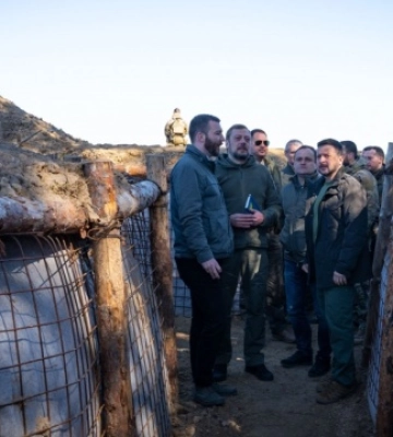 Зеленський відвідав будівництво фортифікацій на Чернігівщині