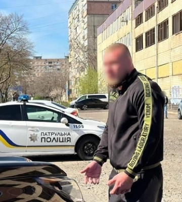 В Кривом Роге задержали хулигана, который портил товар в магазине