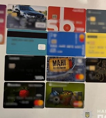 Криворізькі правоохоронці викрили чоловіка, який продавав неіснуючий товар