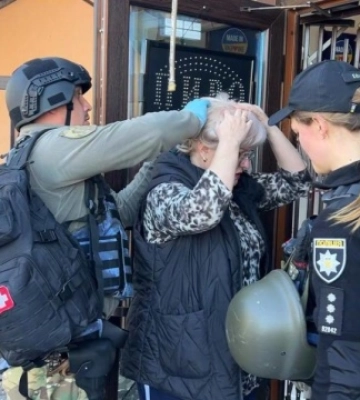 Знімальна група Суспільного у Запоріжжі потрапила під обстріл, поранені журналісти інших медіа