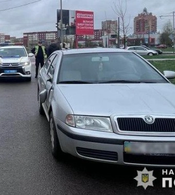 На Сихові автомобіль збив 16-річну львів’янку