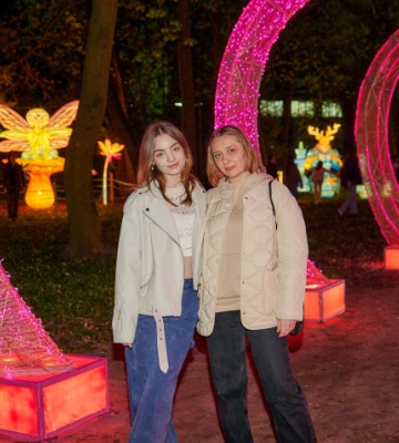 В Чернівцях відкрився парк світлових фігур «Lights&amp;Dreams»